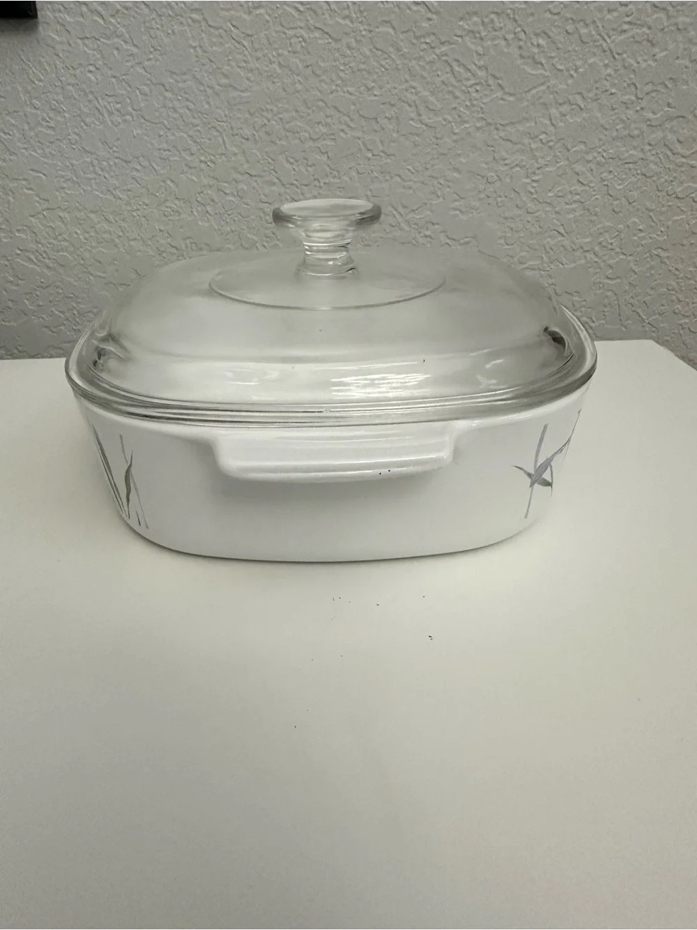 Vintage CorningWare Casserole Dish w/Lid-Shadow Iris Pattern(1985-1995)-2 Liter